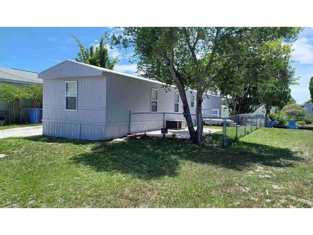 5830 Portsmouth Drive Tampa FL 33615 TB8505360 image1