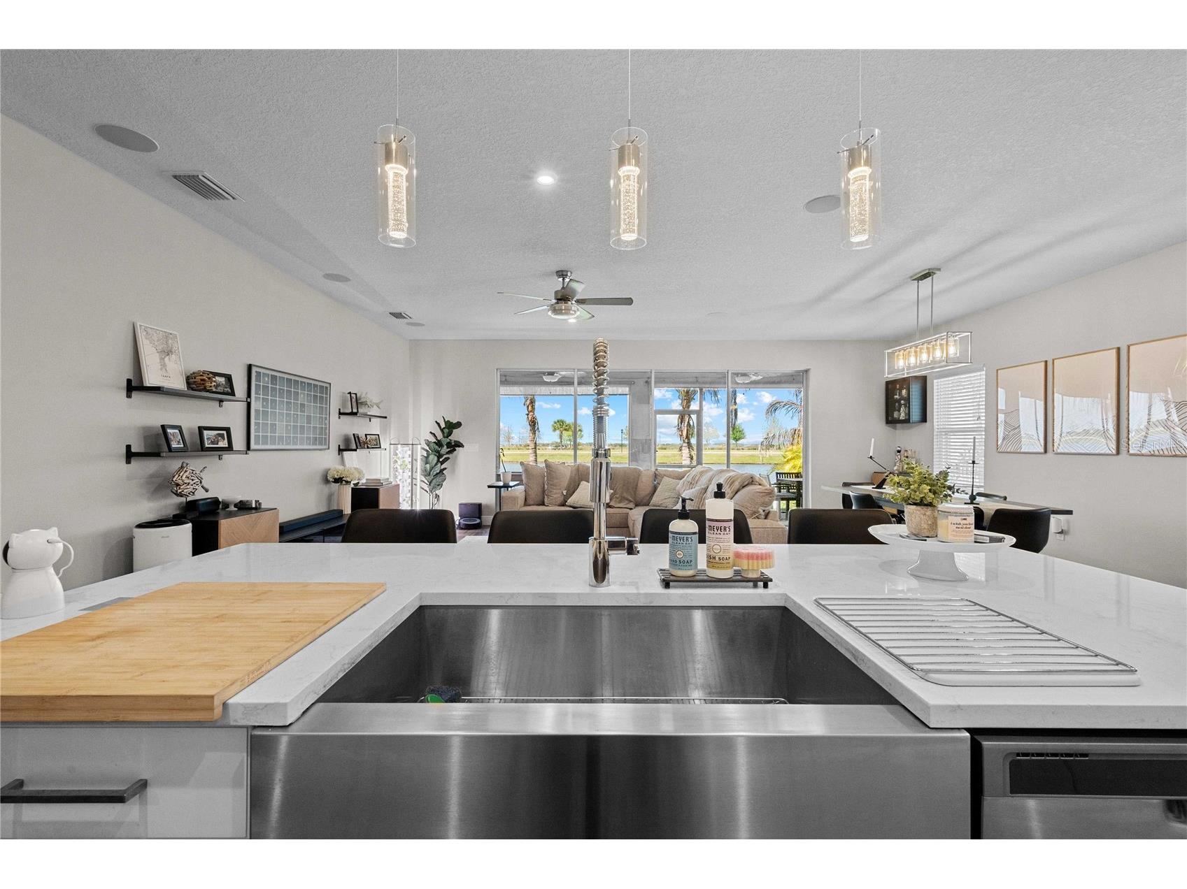 5830 Silver Sun Drive Apollo Beach FL 33572 TB8493406 image16