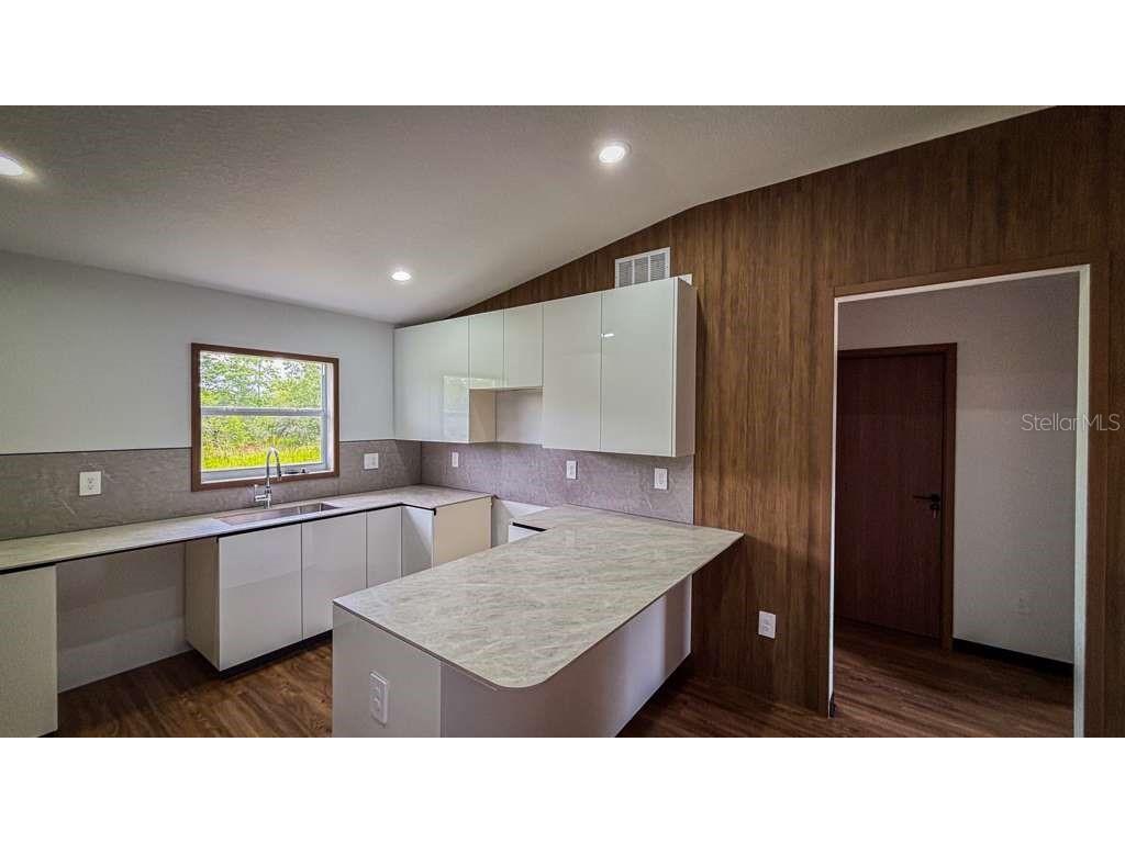 5830 Virtudes Street Sebring FL 33872 S5148207 image4