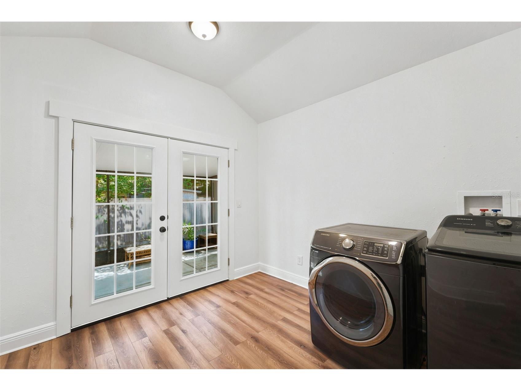 5831 43rd Street N Saint Petersburg FL 33714 TB8526226 image17