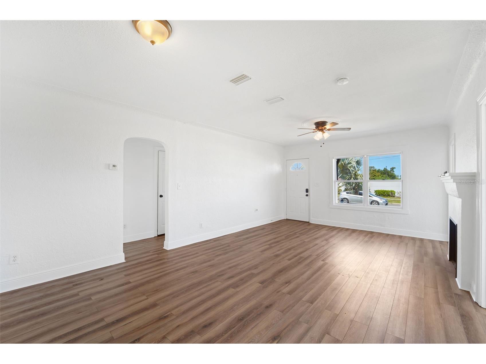 5831 43rd Street N Saint Petersburg FL 33714 TB8526226 image5