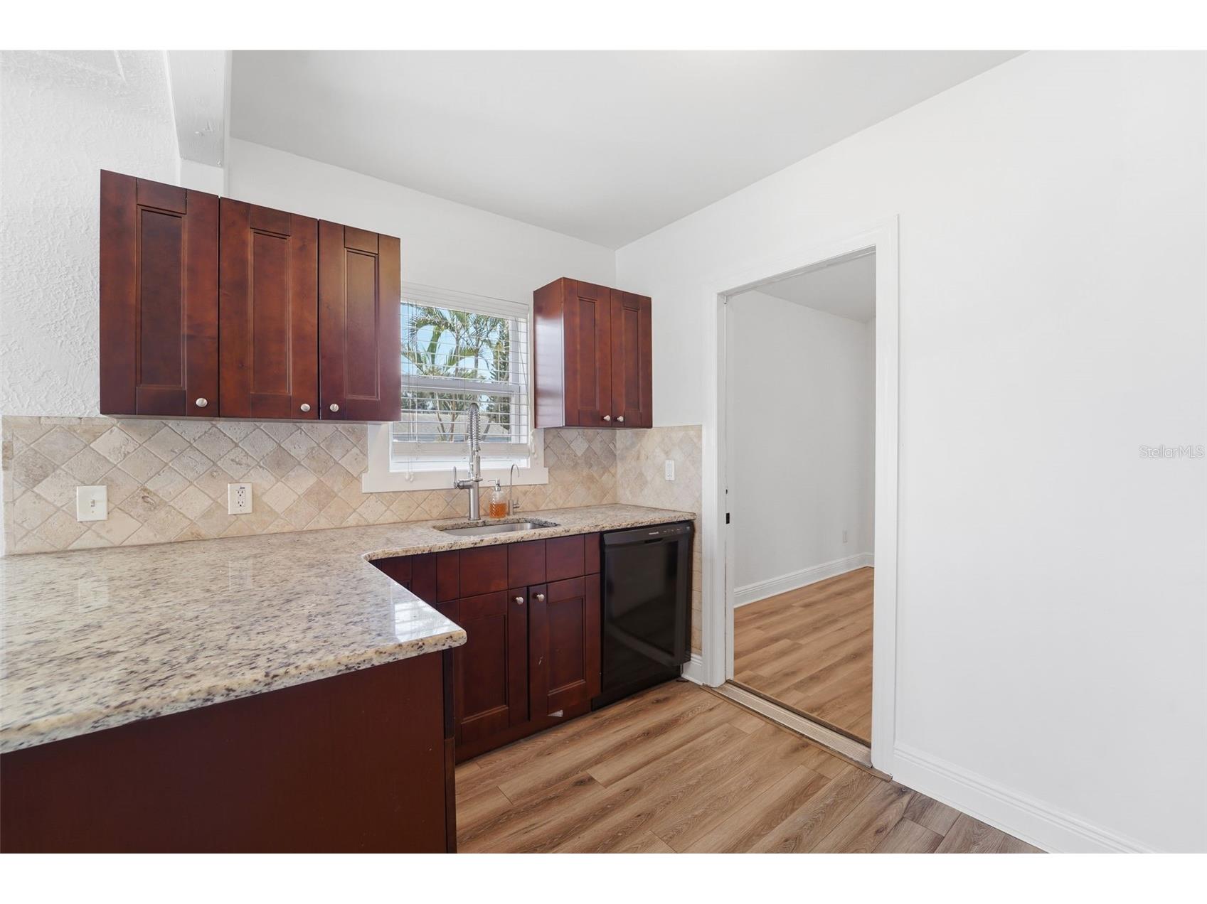 5831 43rd Street N Saint Petersburg FL 33714 TB8526226 image7