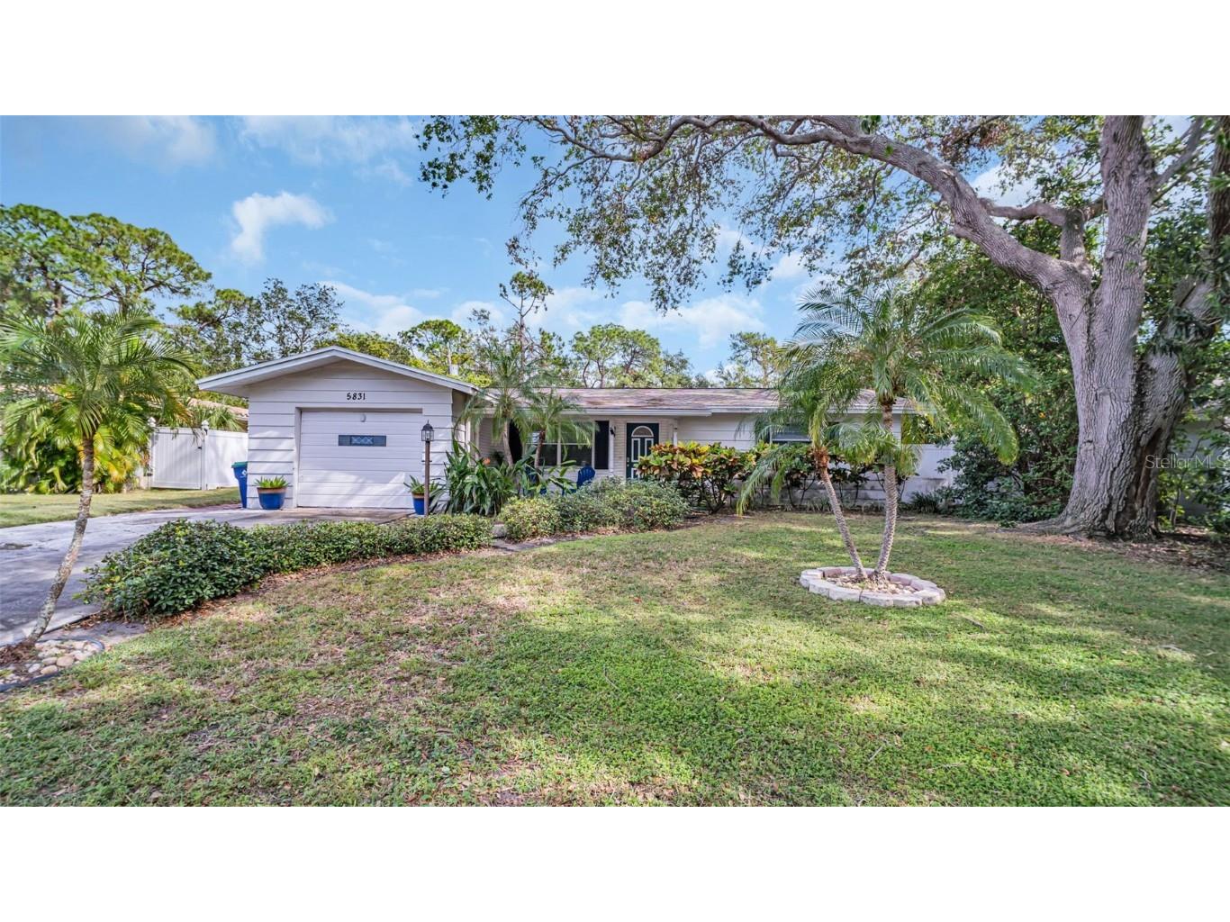 5831 Hillside Street Seminole FL 33772 TB8454391 image1