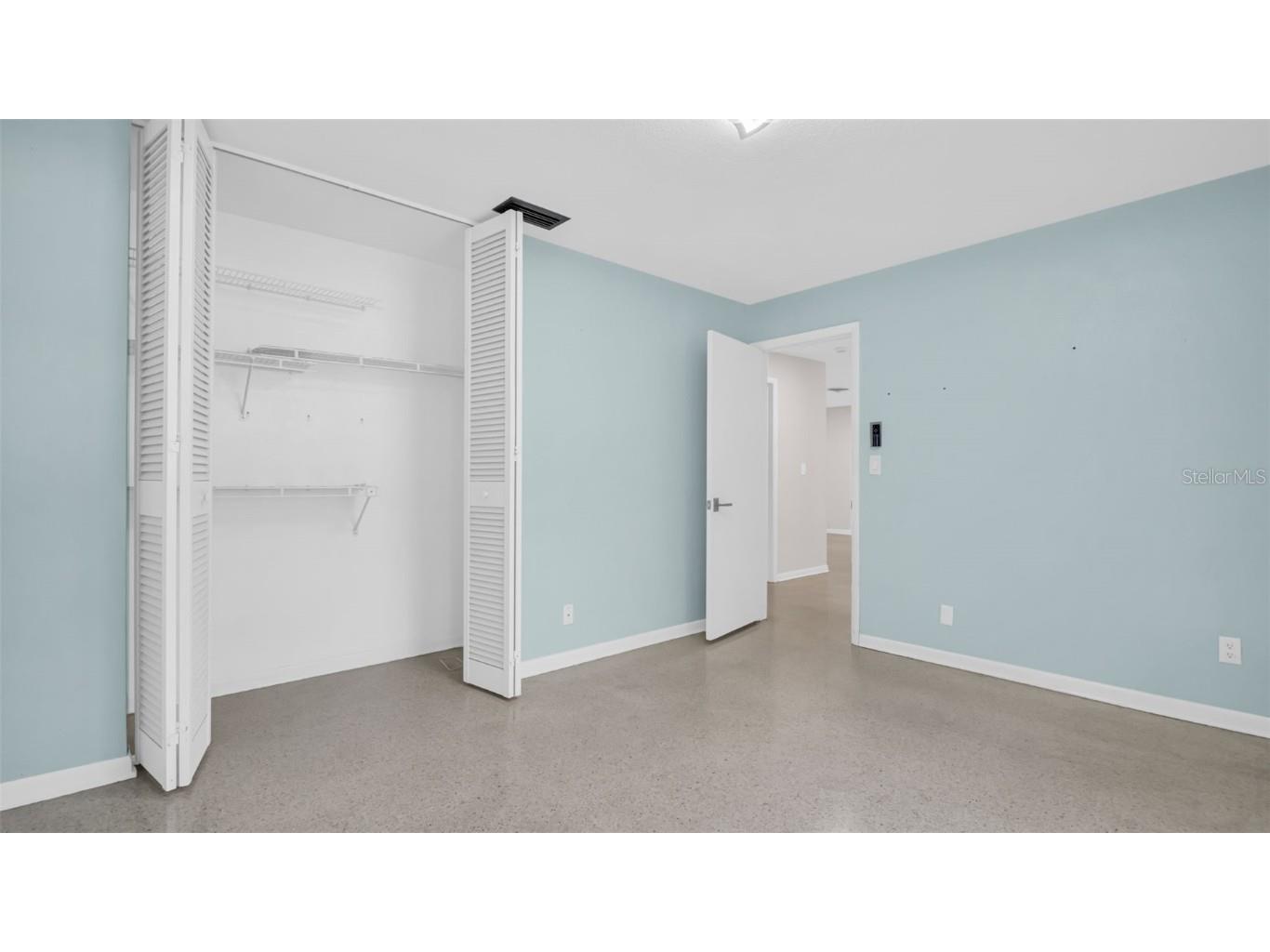 5831 Hillside Street Seminole FL 33772 TB8454391 image14