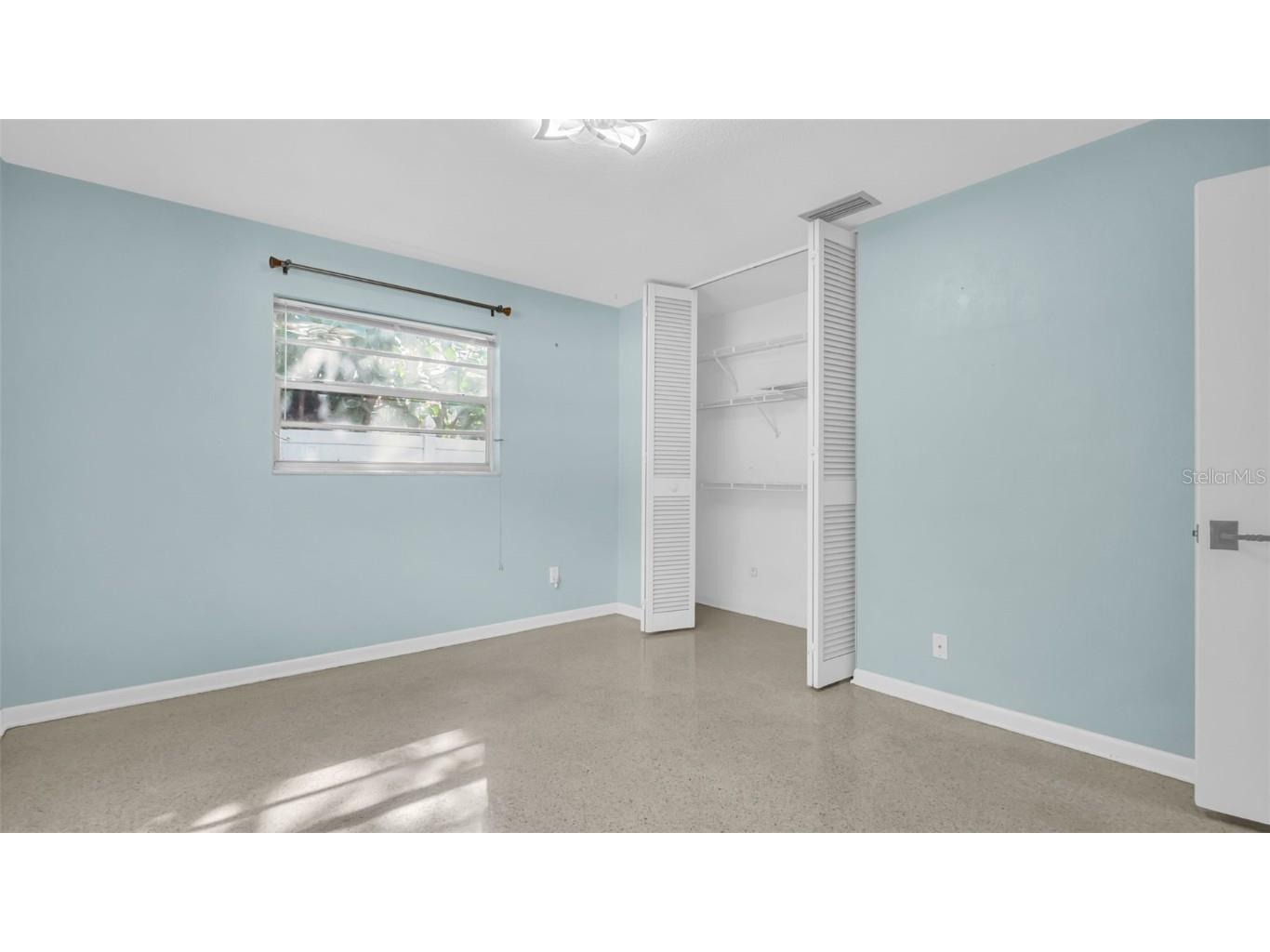 5831 Hillside Street Seminole FL 33772 TB8454391 image15