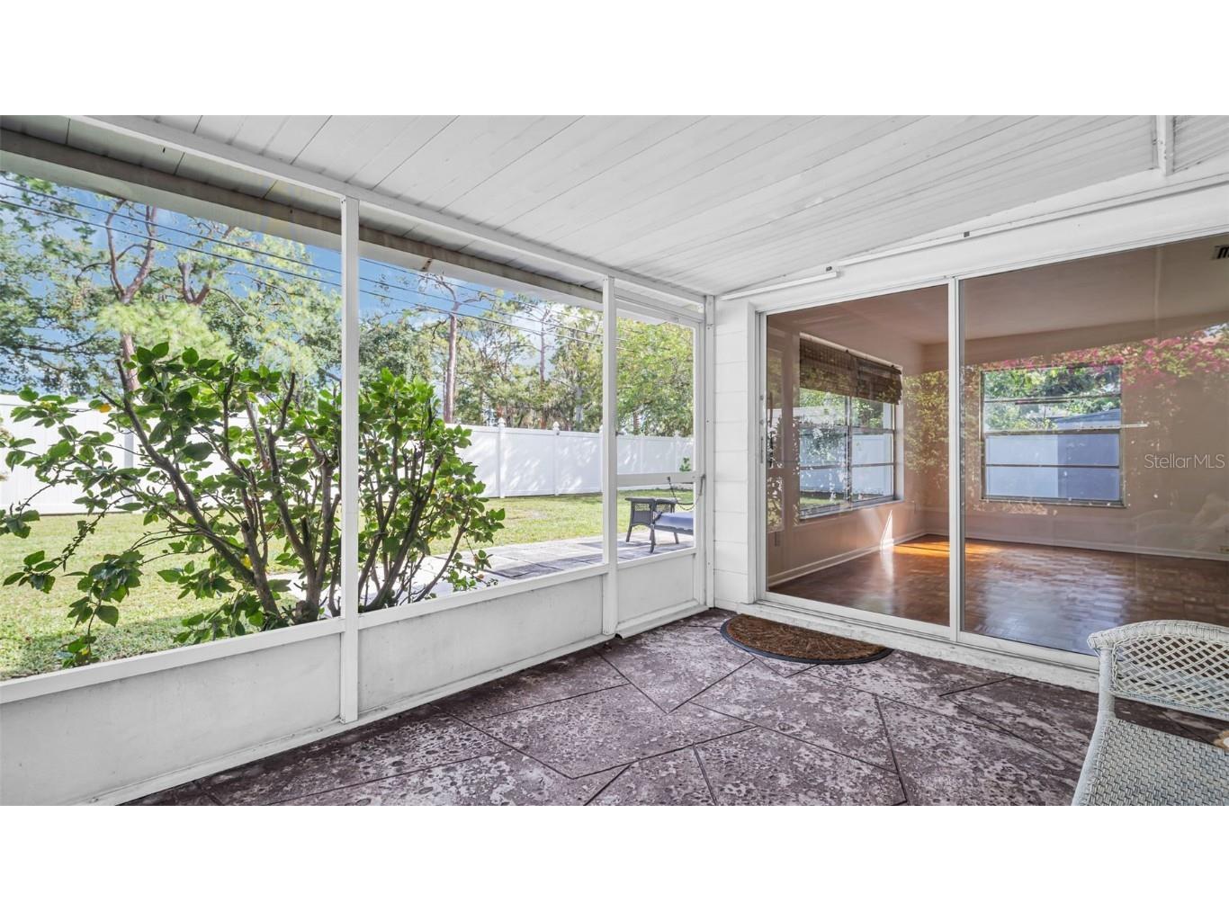 5831 Hillside Street Seminole FL 33772 TB8454391 image19