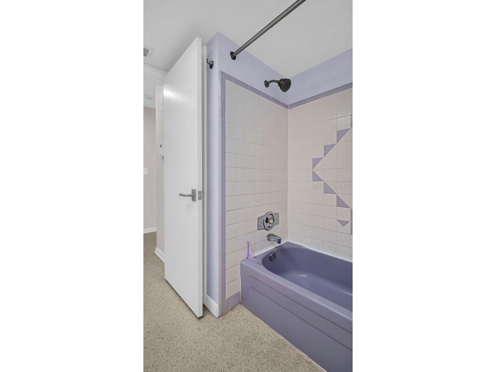 5831 Hillside Street Seminole FL 33772 TB8454391 image24