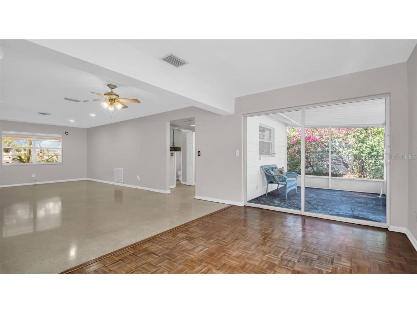 5831 Hillside Street Seminole FL 33772 TB8454391 image9