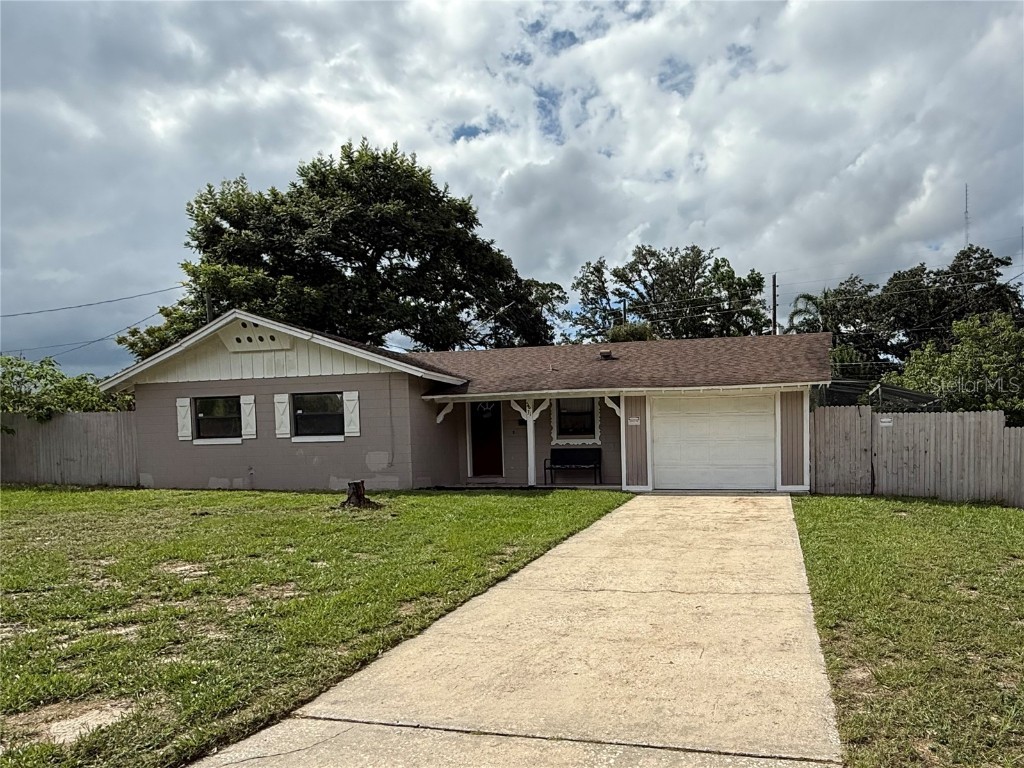 5831 Hornet Drive Orlando FL 32808 W7878629 image1