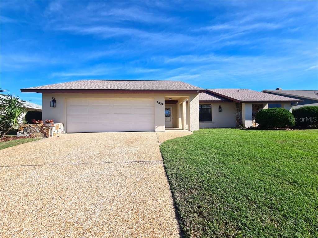 5831 Monroe Road Venice FL 34293 A4591225 image1