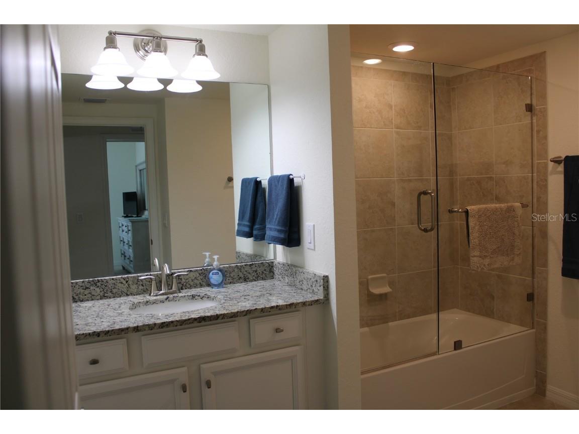 5831 Wake Forest Run #101 Bradenton FL 34211 A4568749 image25