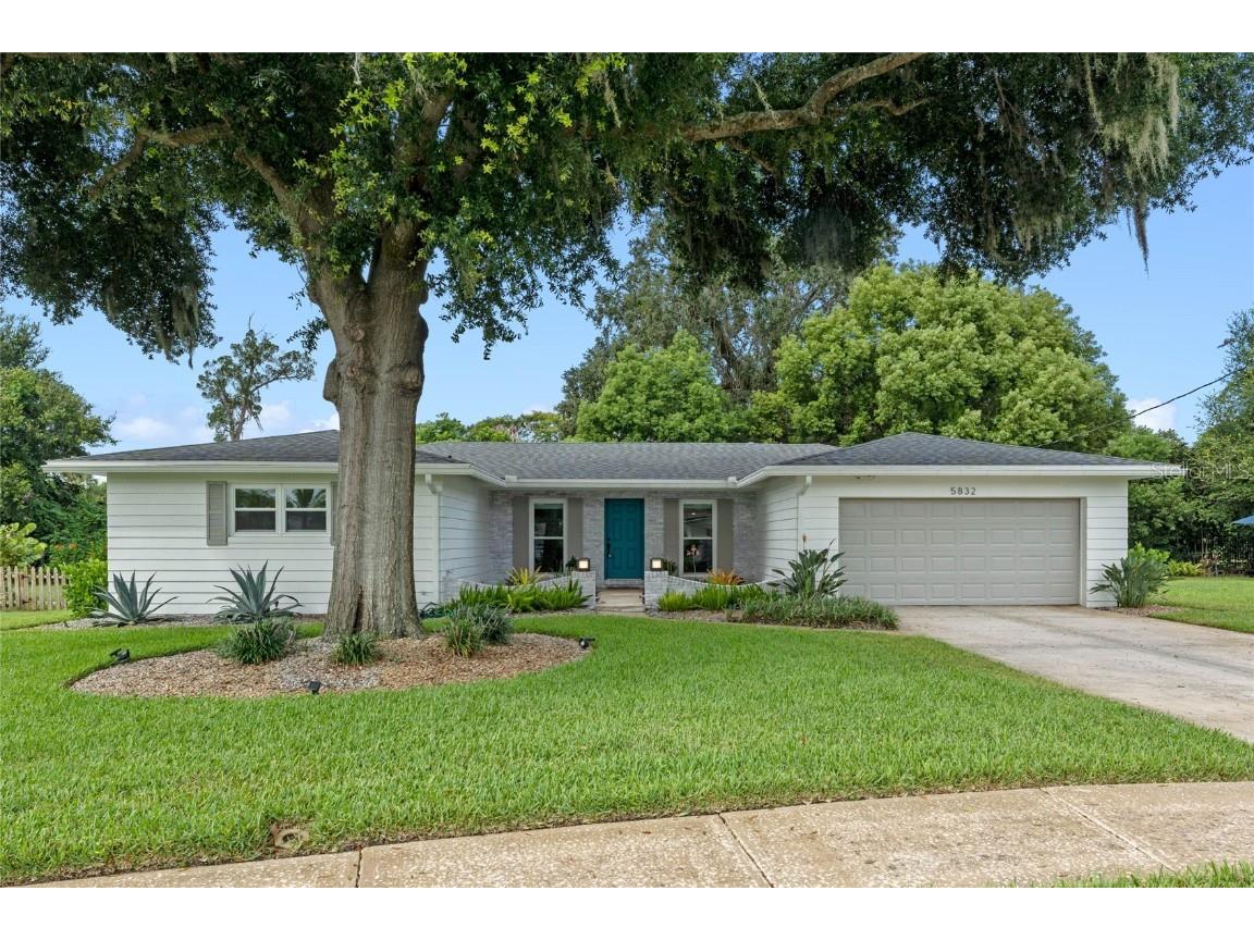 5832 Woodbine Drive Belle Isle FL 32809 - LAKE CONWAY O6227295 image1