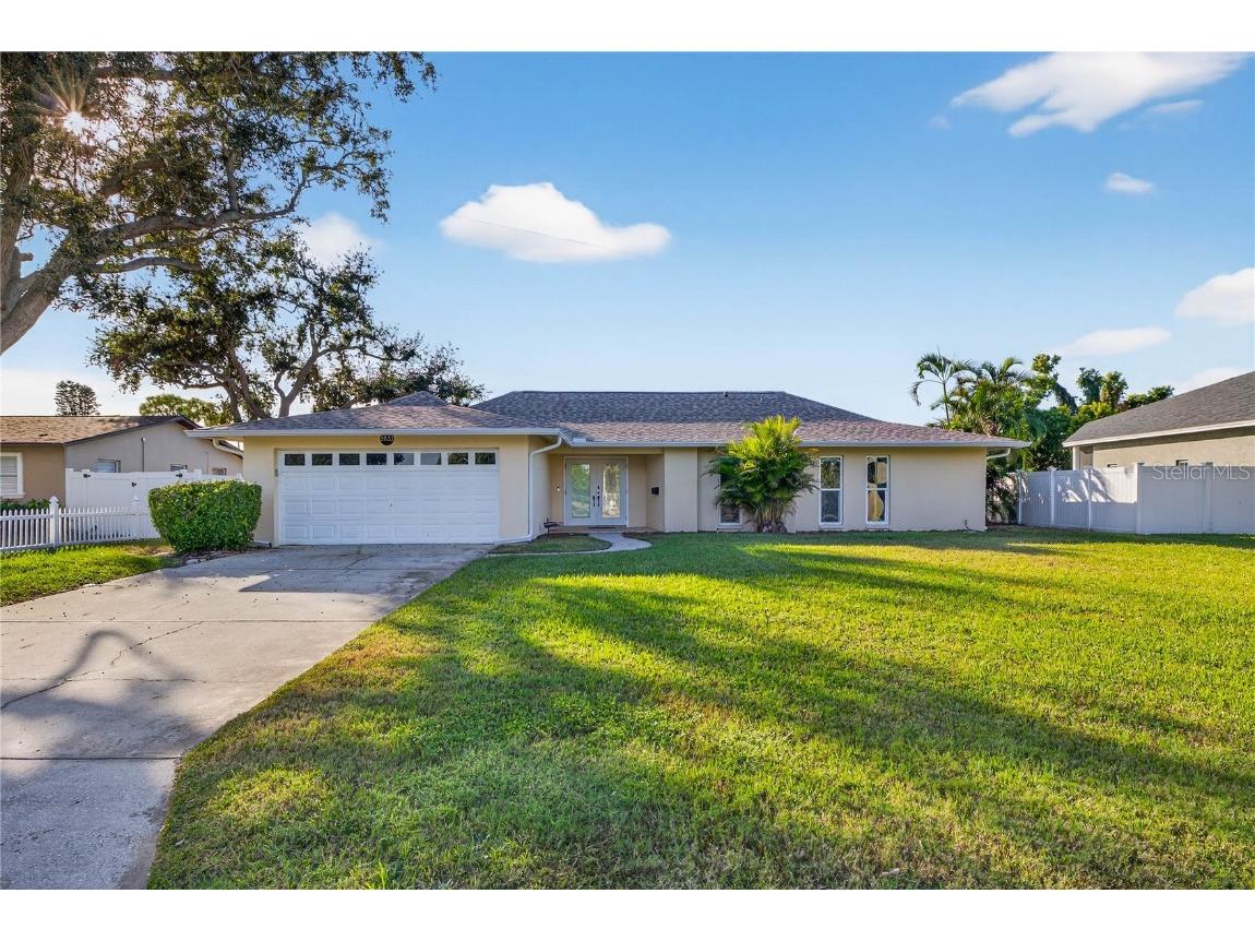 5833 25th Street S Saint Petersburg FL 33712 TB8448263 image1