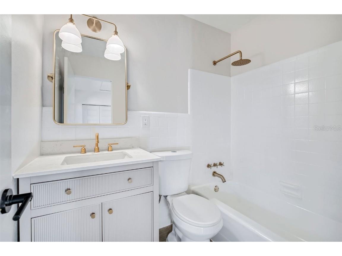 5833 Holmes Drive Orlando FL 32808 O6364753 image12