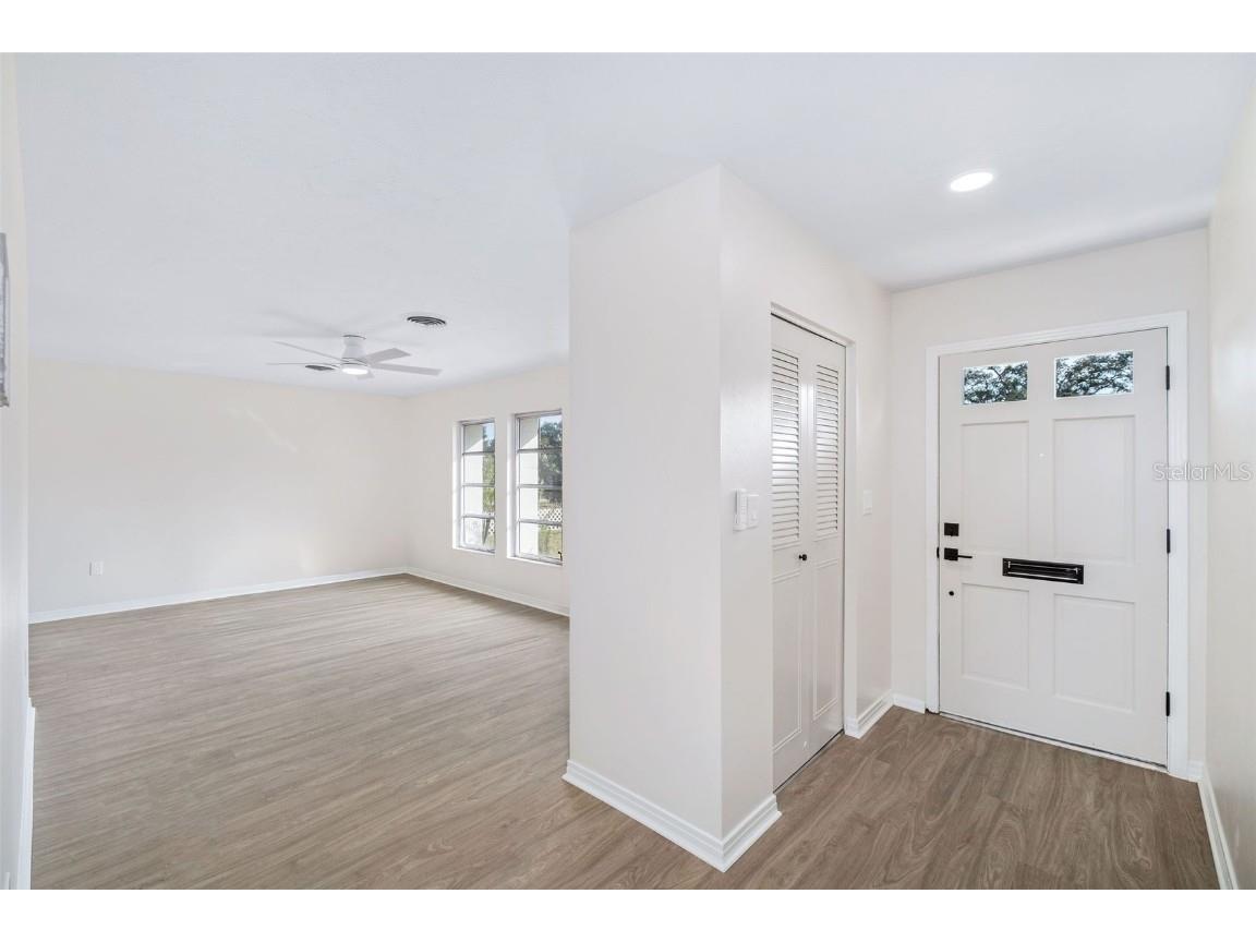 5833 Holmes Drive Orlando FL 32808 O6364753 image2