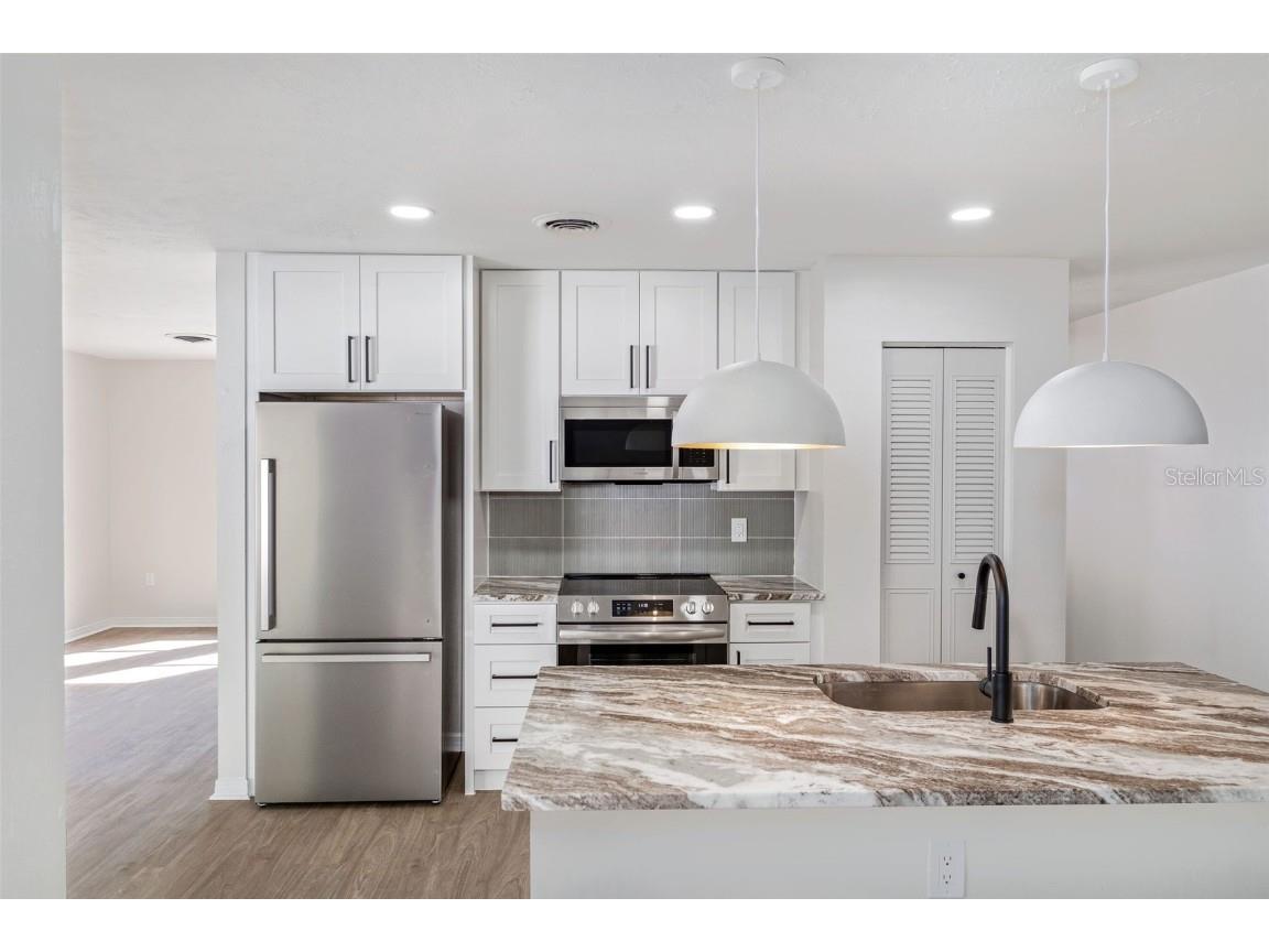 5833 Holmes Drive Orlando FL 32808 O6364753 image5