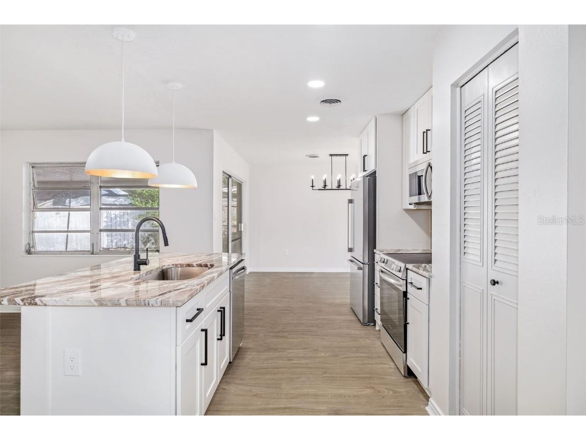 5833 Holmes Drive Orlando FL 32808 O6364753 image6