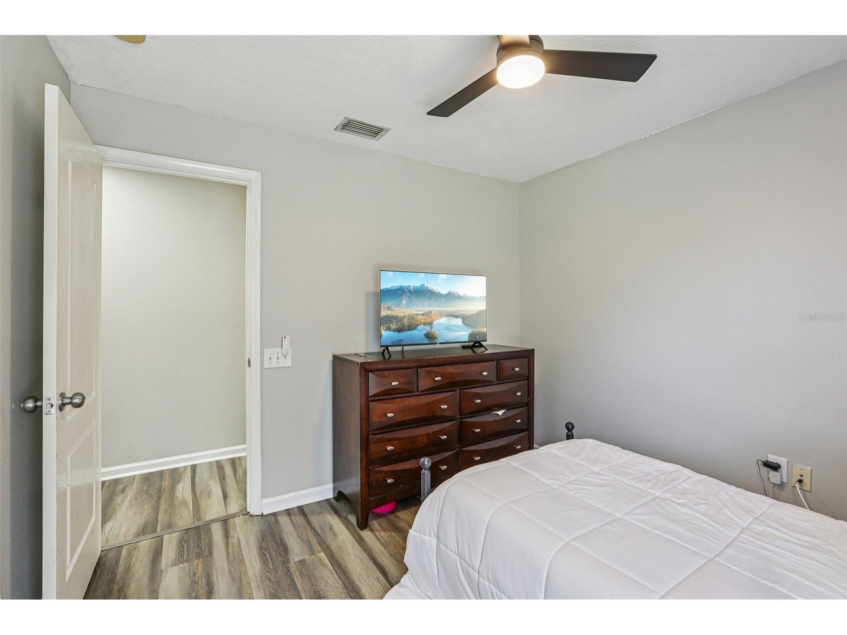 5833 War Admiral Drive Wesley Chapel FL 33544 TB8498639 image23