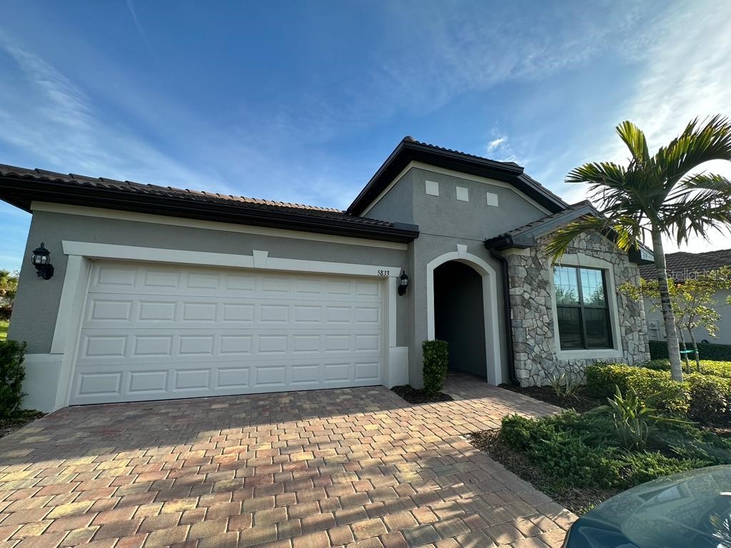 5833 Willow Marsh Court Sarasota FL 34238 A4586907 image1