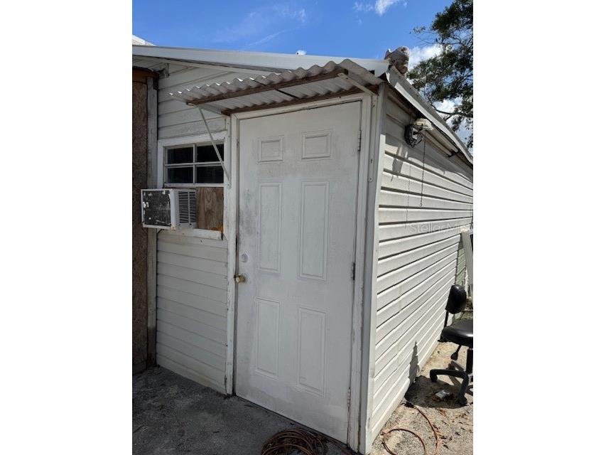 5834 Sussex Drive Tampa FL 33615 TB8428387 image7