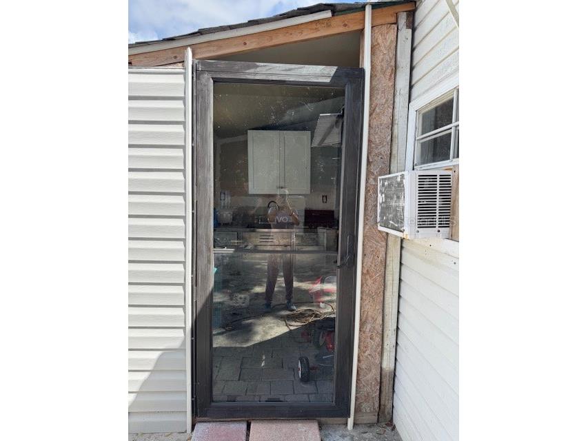 5834 Sussex Drive Tampa FL 33615 TB8428387 image8