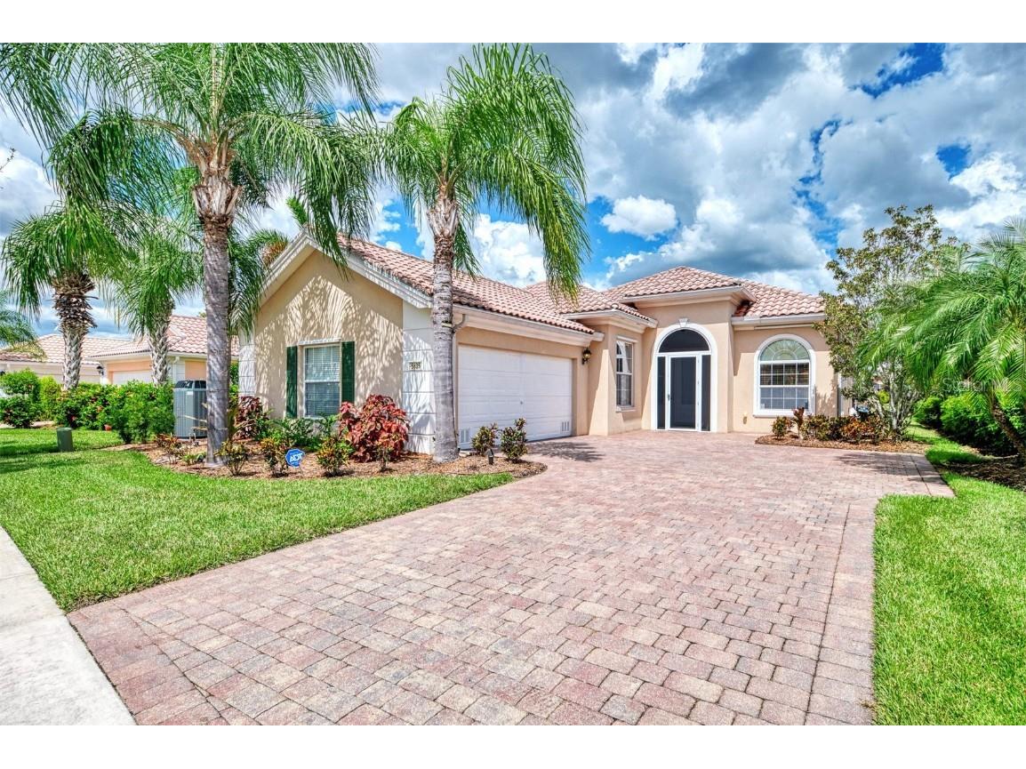 5835 Benevento Drive Sarasota FL 34238 A4634360 image1