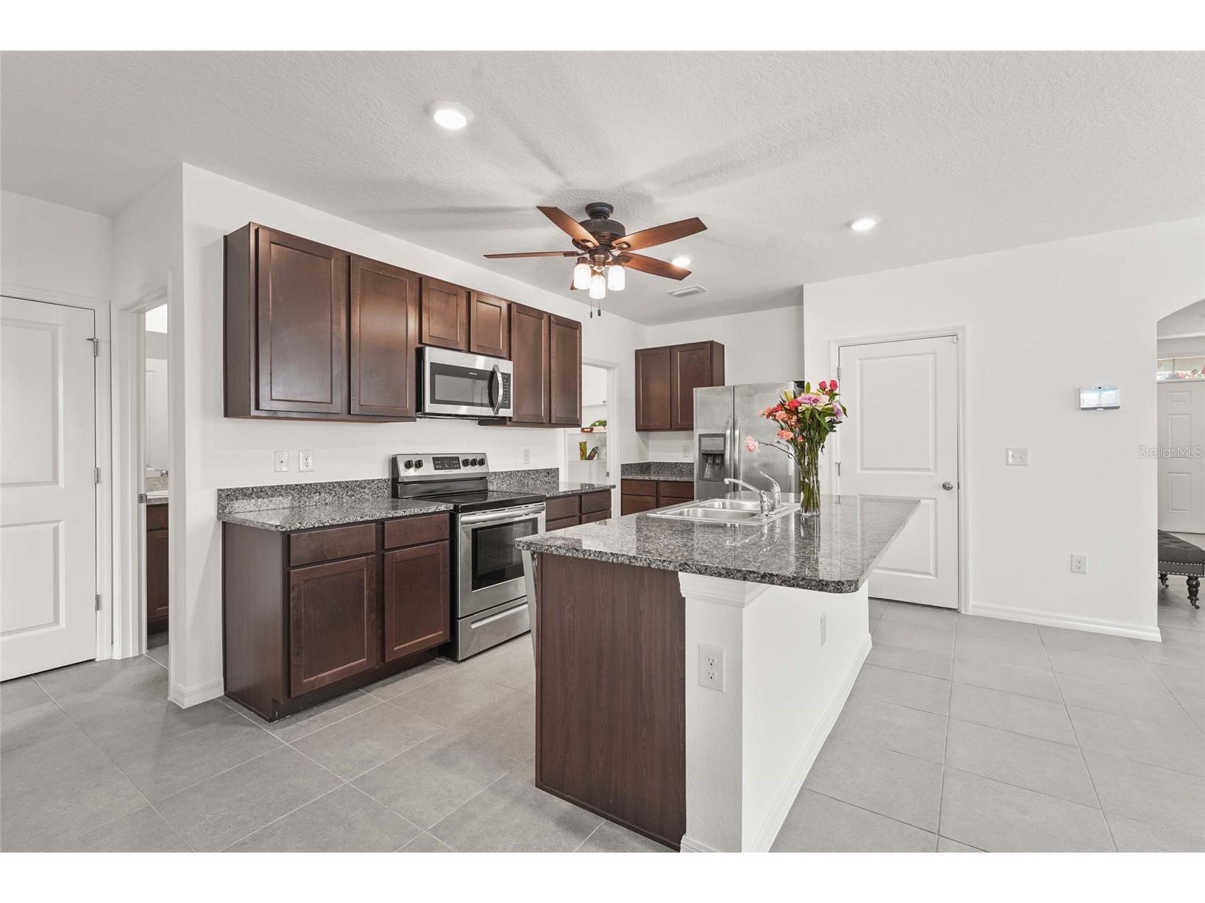 5835 Calla Lilly Drive Sarasota FL 34232 A4663252 image14
