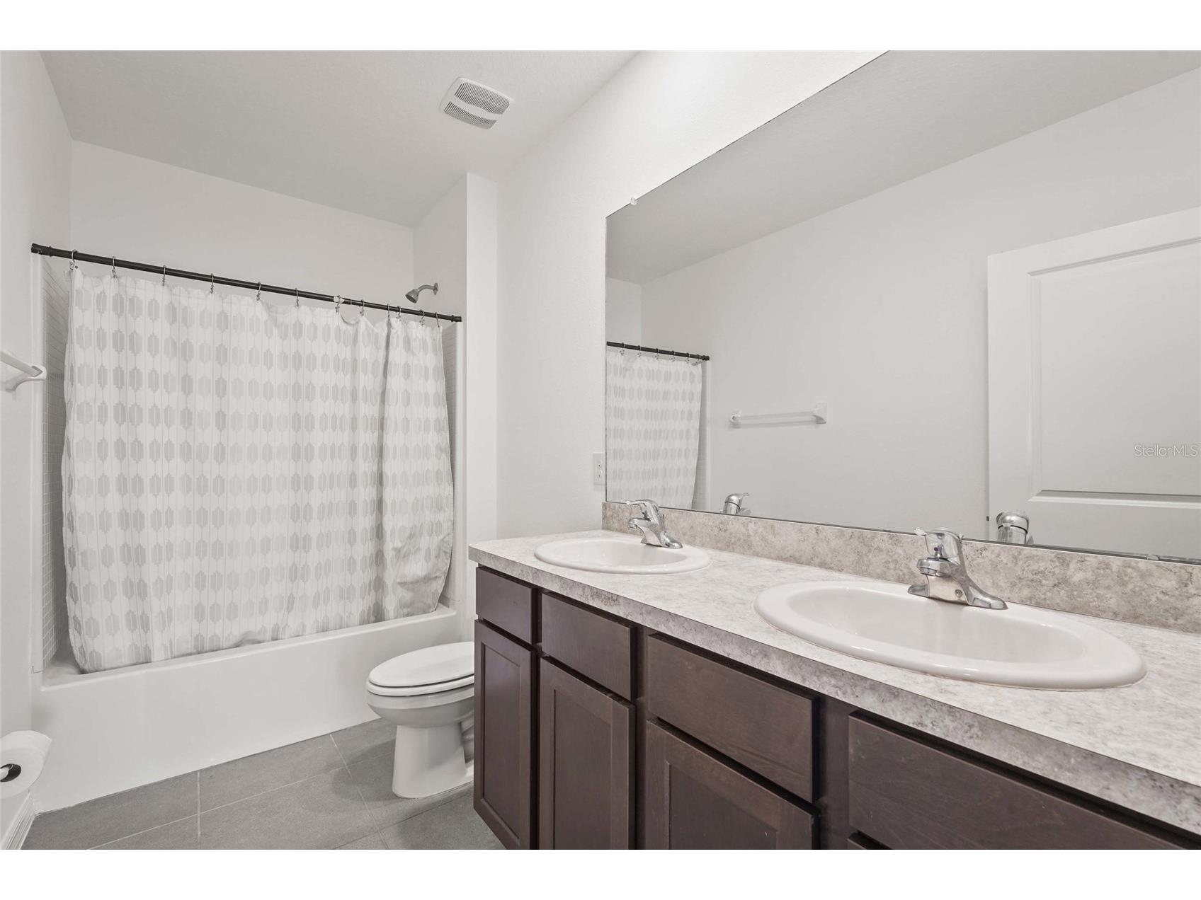 5835 Calla Lilly Drive Sarasota FL 34232 A4663252 image32