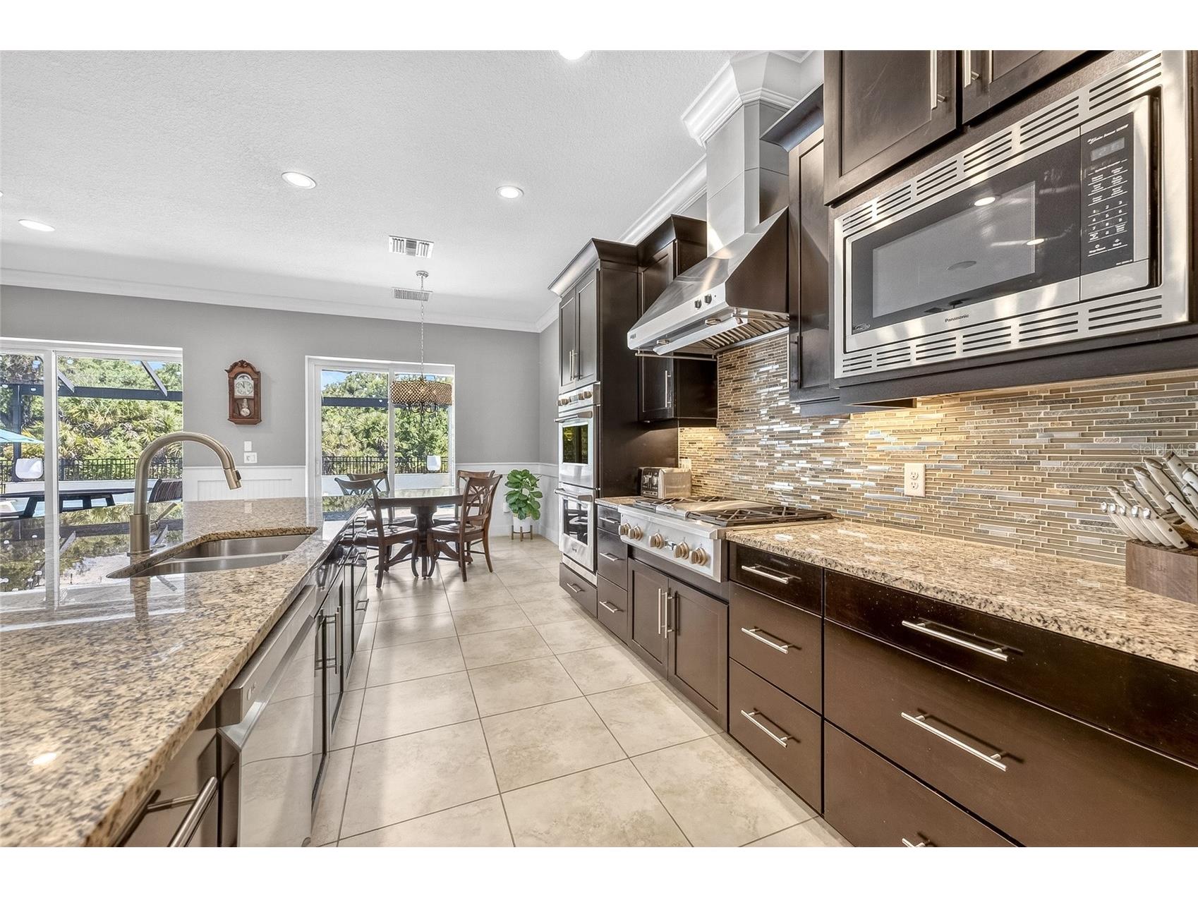 5835 Palmer Ranch Parkway Sarasota FL 34238 A4691437 image10