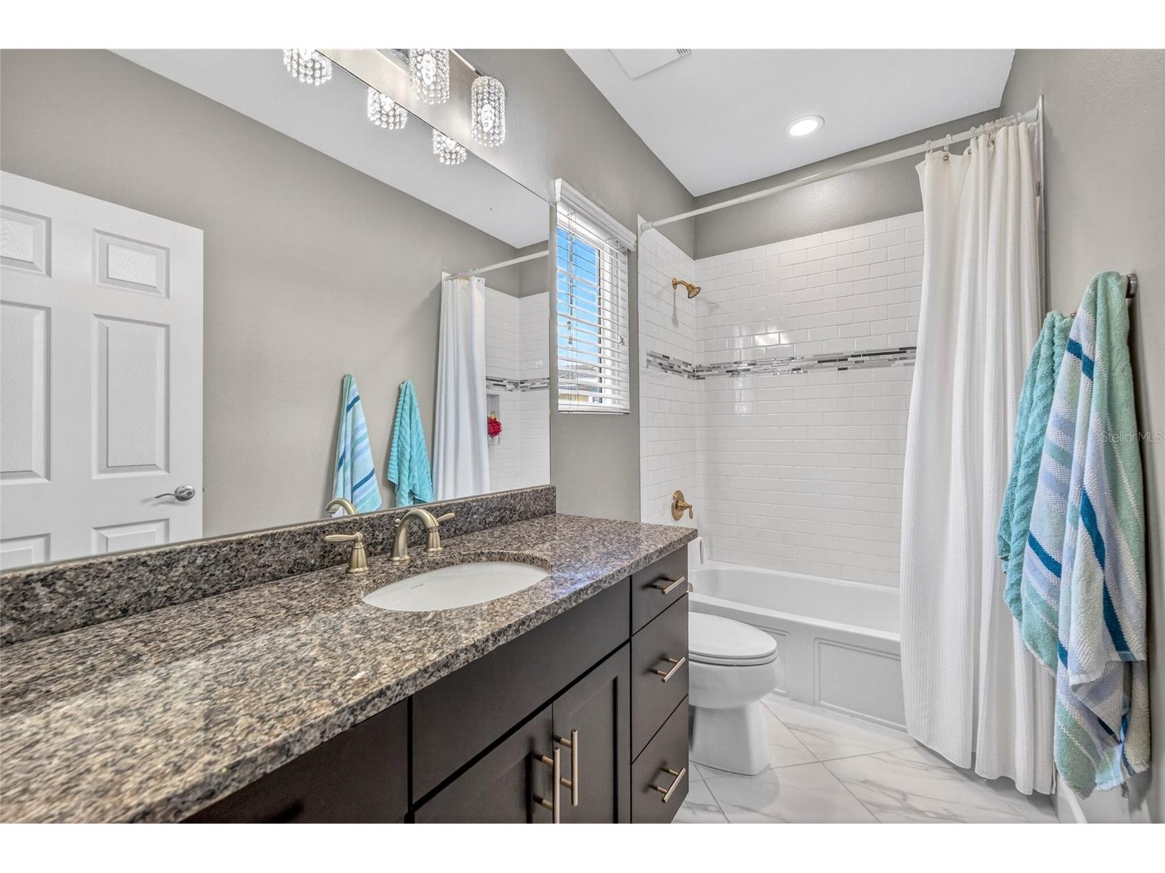 5835 Palmer Ranch Parkway Sarasota FL 34238 A4691437 image24