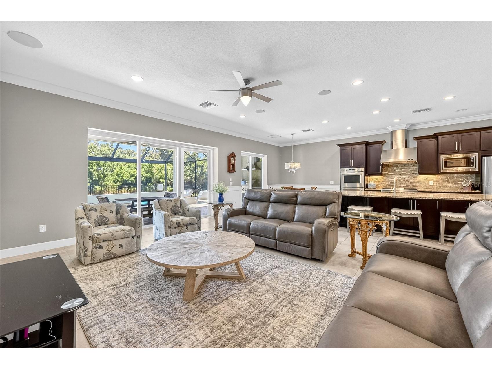 5835 Palmer Ranch Parkway Sarasota FL 34238 A4691437 image3