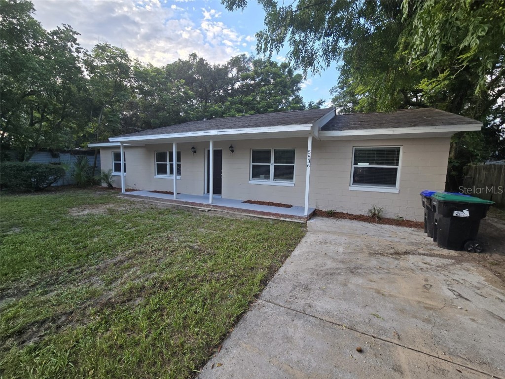 5836 Beechmont Boulevard Orlando FL 32808 U8255933 image1