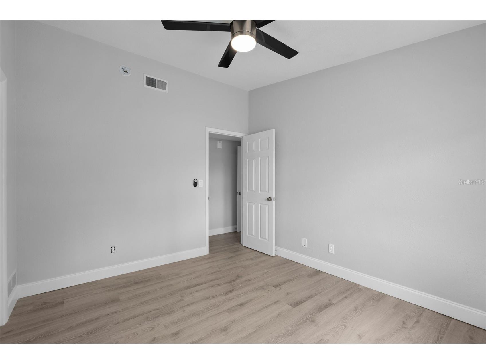 5837 Westbury Drive Orlando FL 32808 O6400134 image20