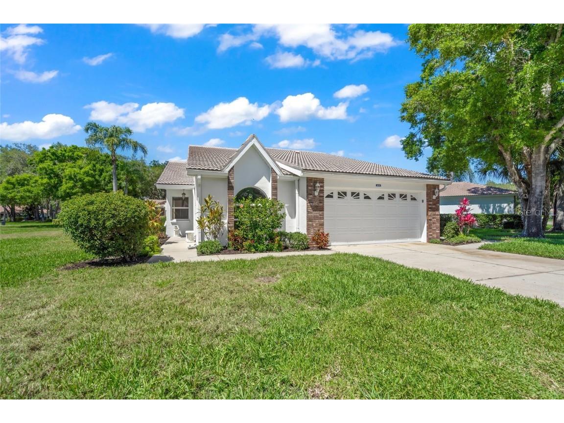 5838 Garden Lakes Drive Bradenton FL 34203 A4606653 image1