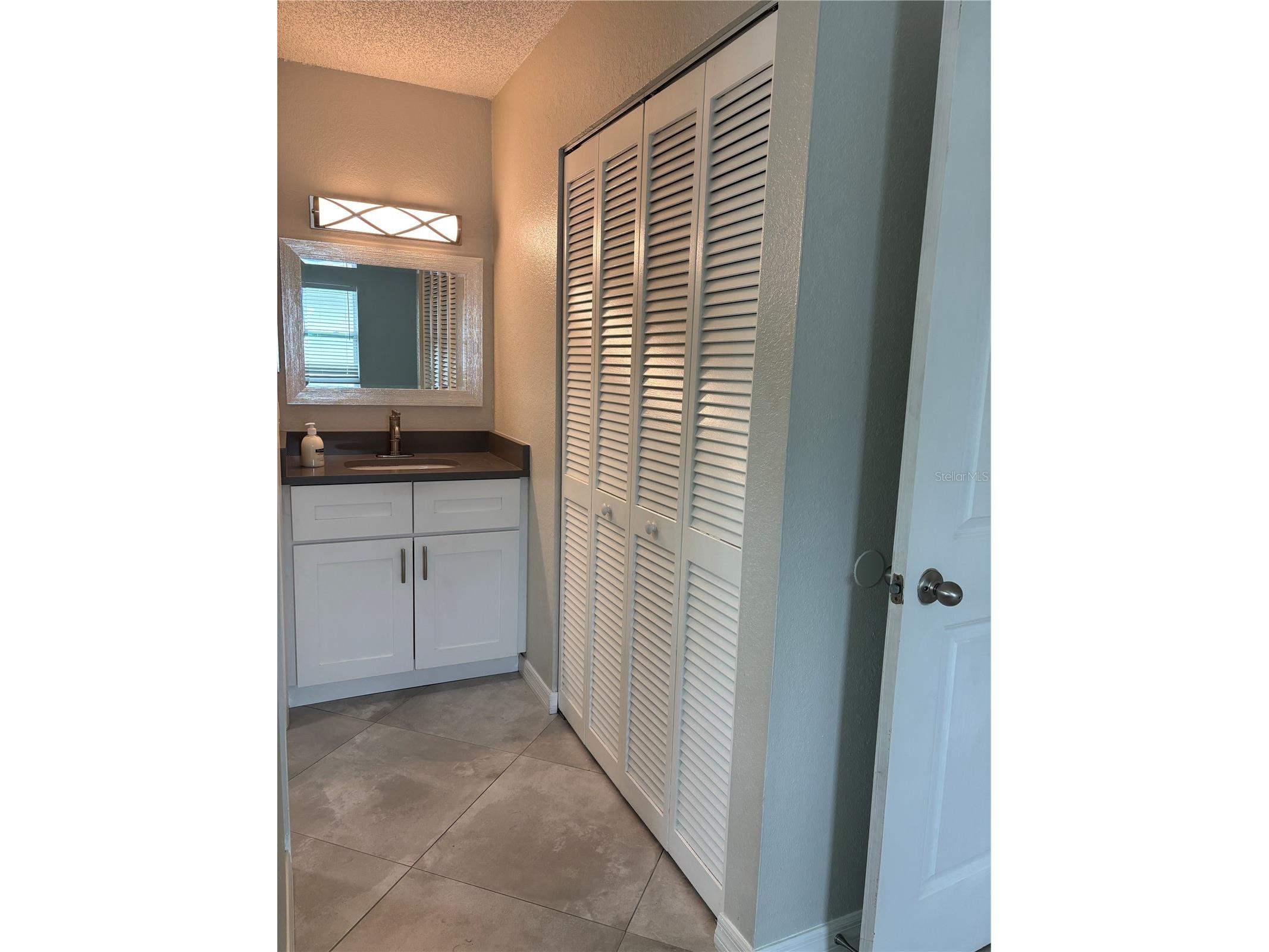 5839 Erin Lane S #A Saint Petersburg FL 33712 TB8496096 image8