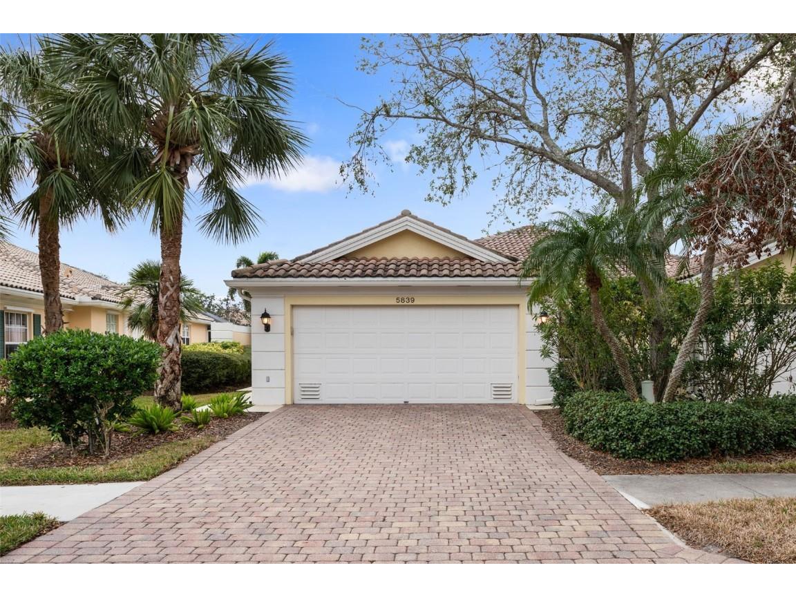 5839 Helicon Place Sarasota FL 34238 A4636075 image1