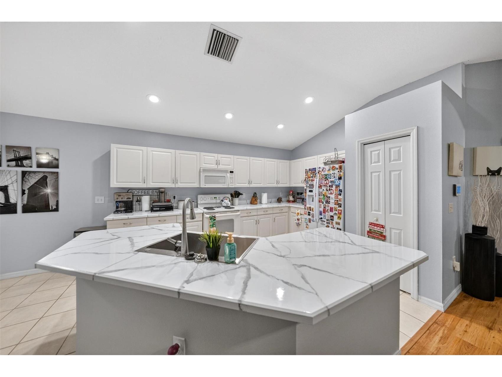 5839 Montford Drive Zephyrhills FL 33541 O6381563 image17