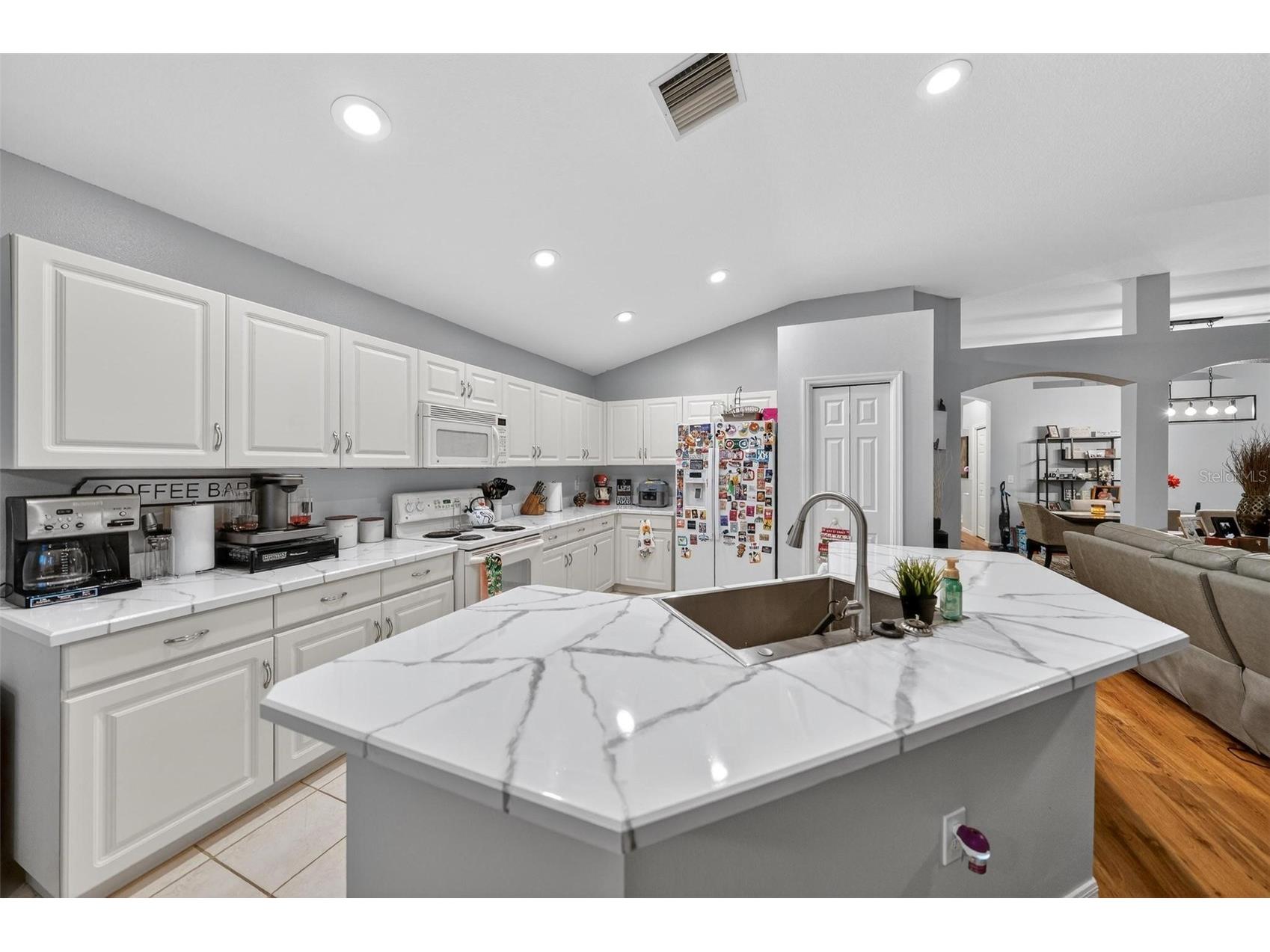 5839 Montford Drive Zephyrhills FL 33541 O6381563 image19