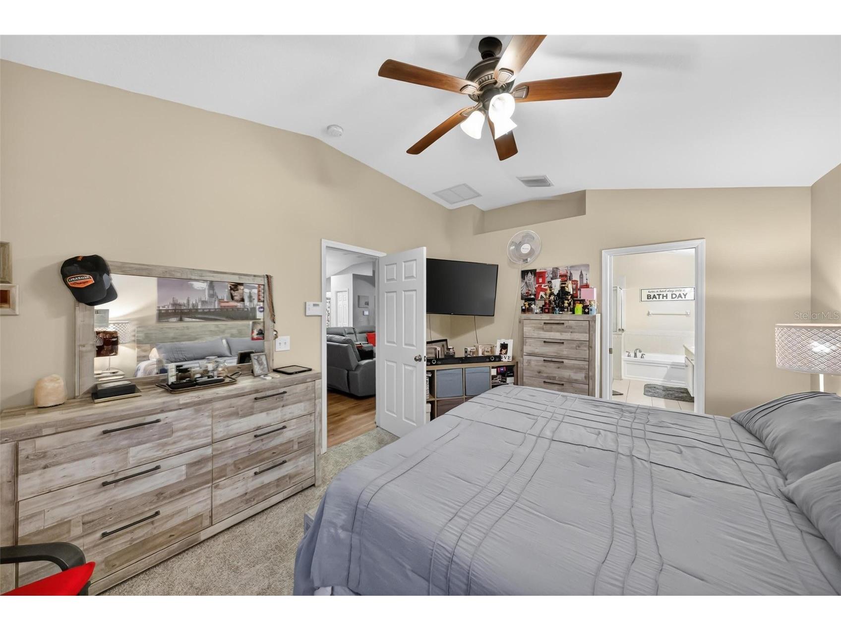 5839 Montford Drive Zephyrhills FL 33541 O6381563 image24