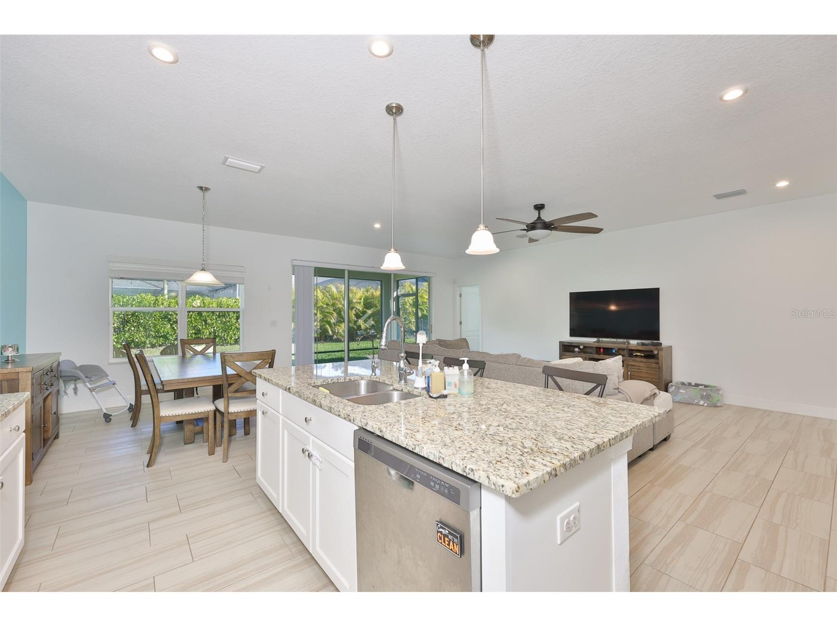 5839 Silver Sun Drive Apollo Beach FL 33572 TB8468237 image11