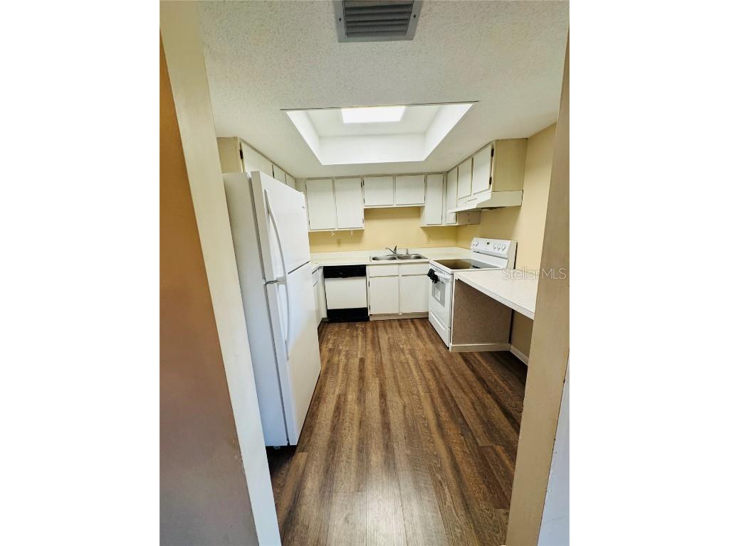 584 Bahia Circle #B Ocala FL 34472 OM697715 image2