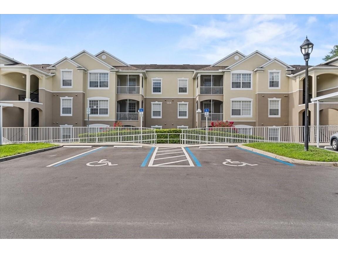 584 Brantley Terrace Way #200 Altamonte Springs FL 32714 A4657151 image1