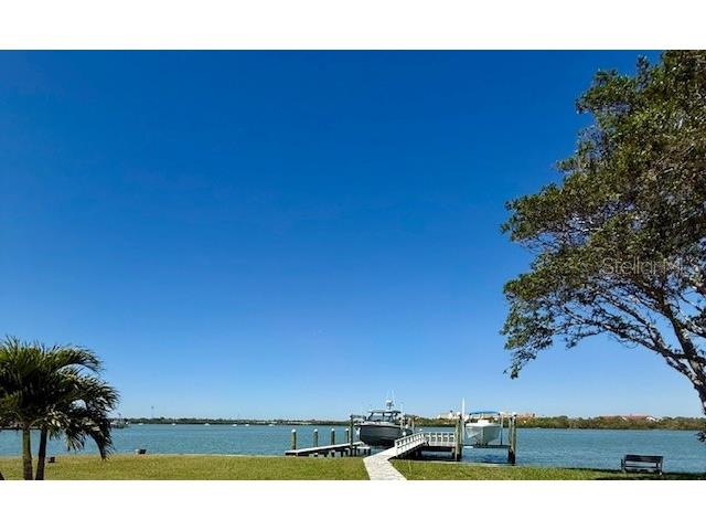 584 Crystal Drive Madeira Beach FL 33708 - BOCA CIEGA BAY G5110056 image1