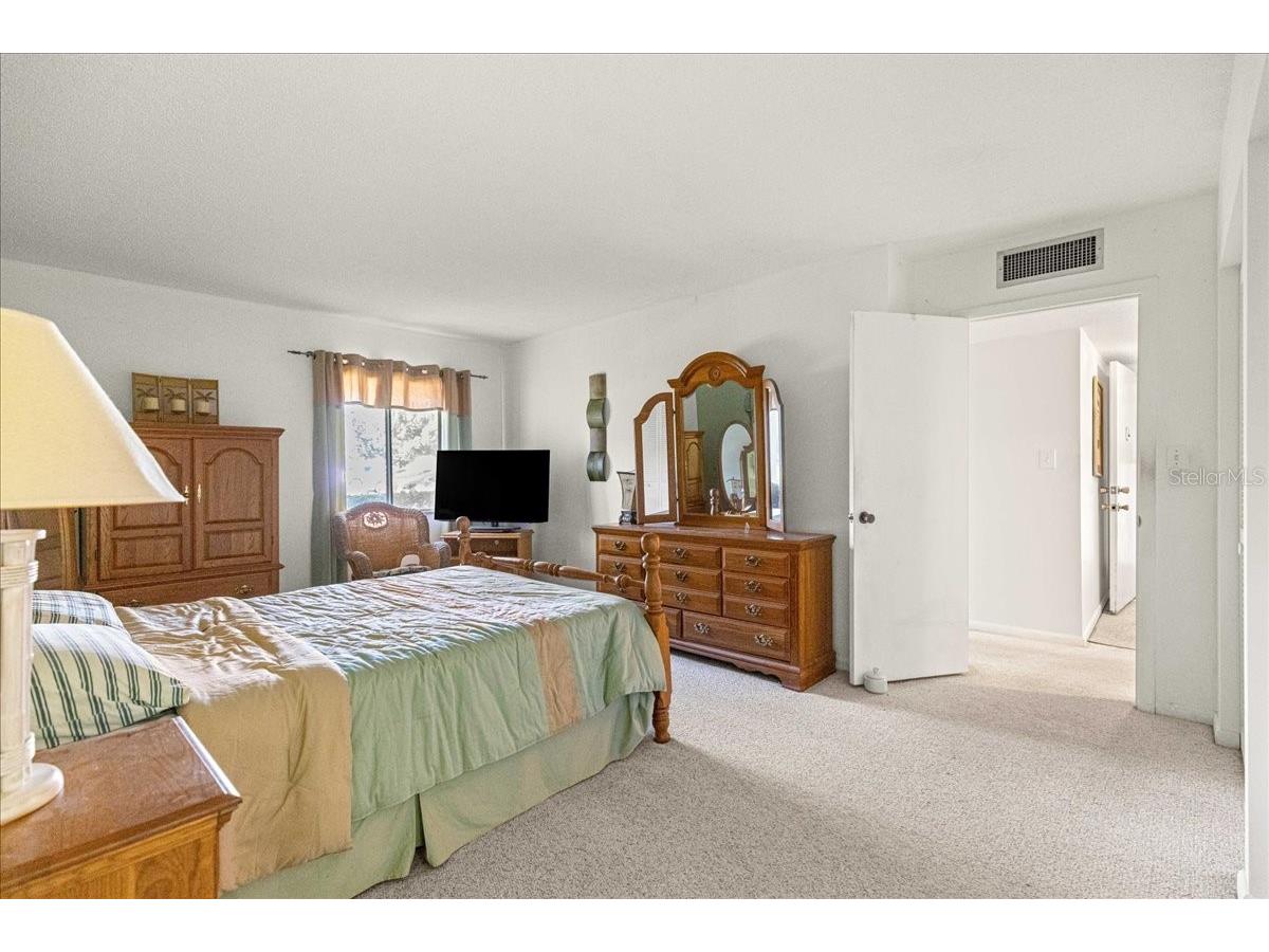 584 Fairways Circle #A Ocala FL 34472 OM714766 image13