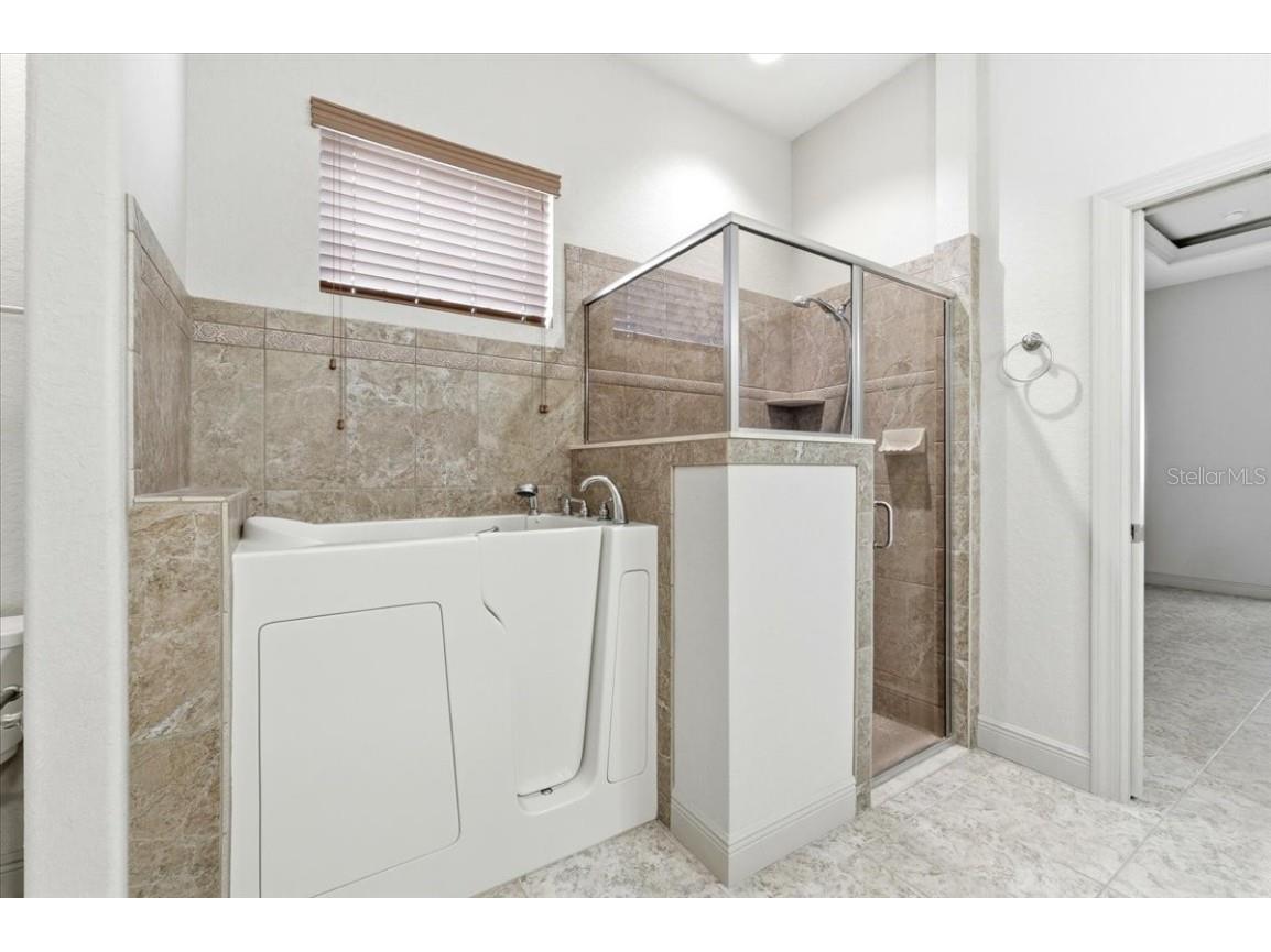 584 Meandering Way Polk City FL 33868 L4954218 image21