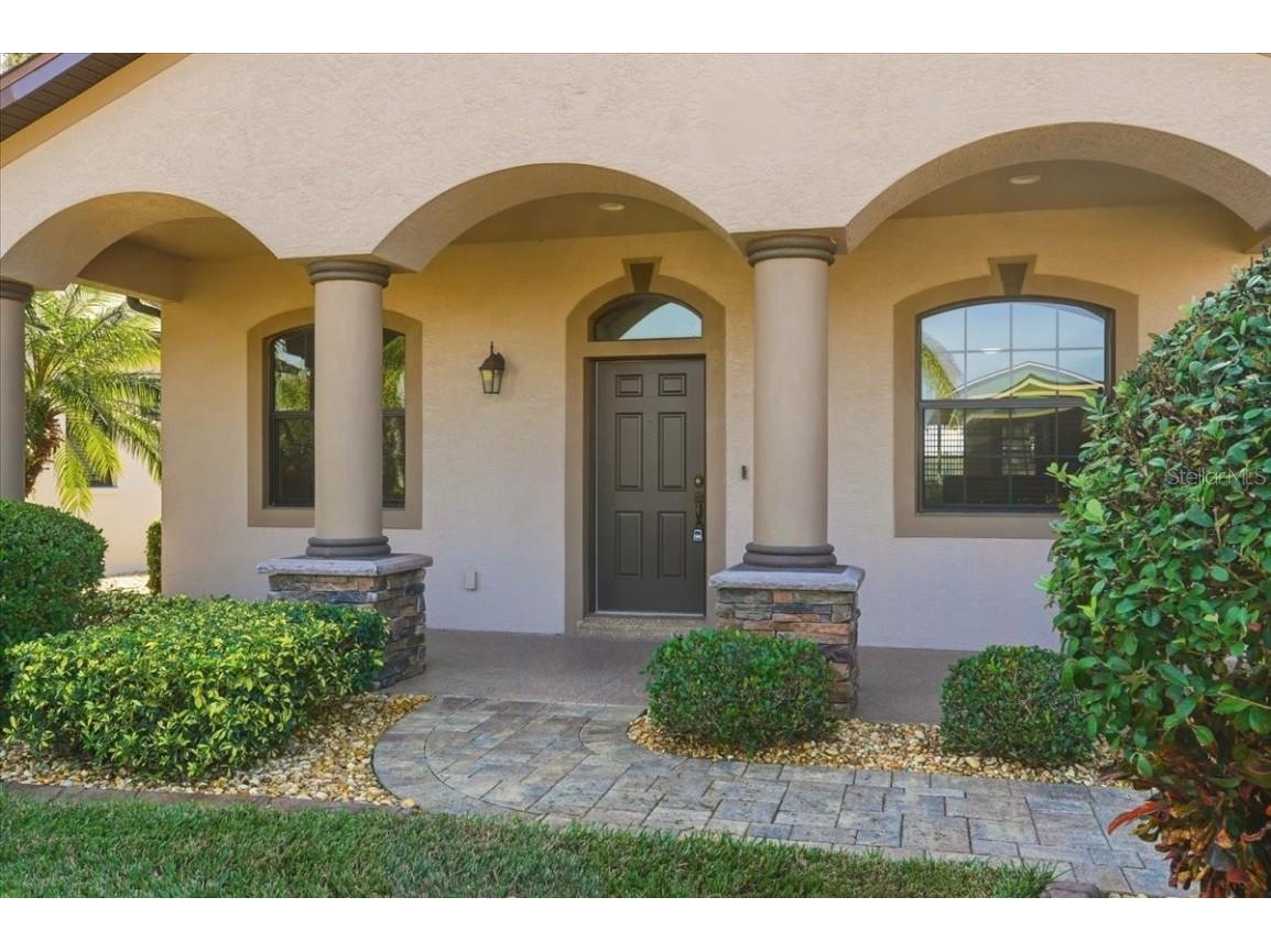 584 Meandering Way Polk City FL 33868 L4954218 image7