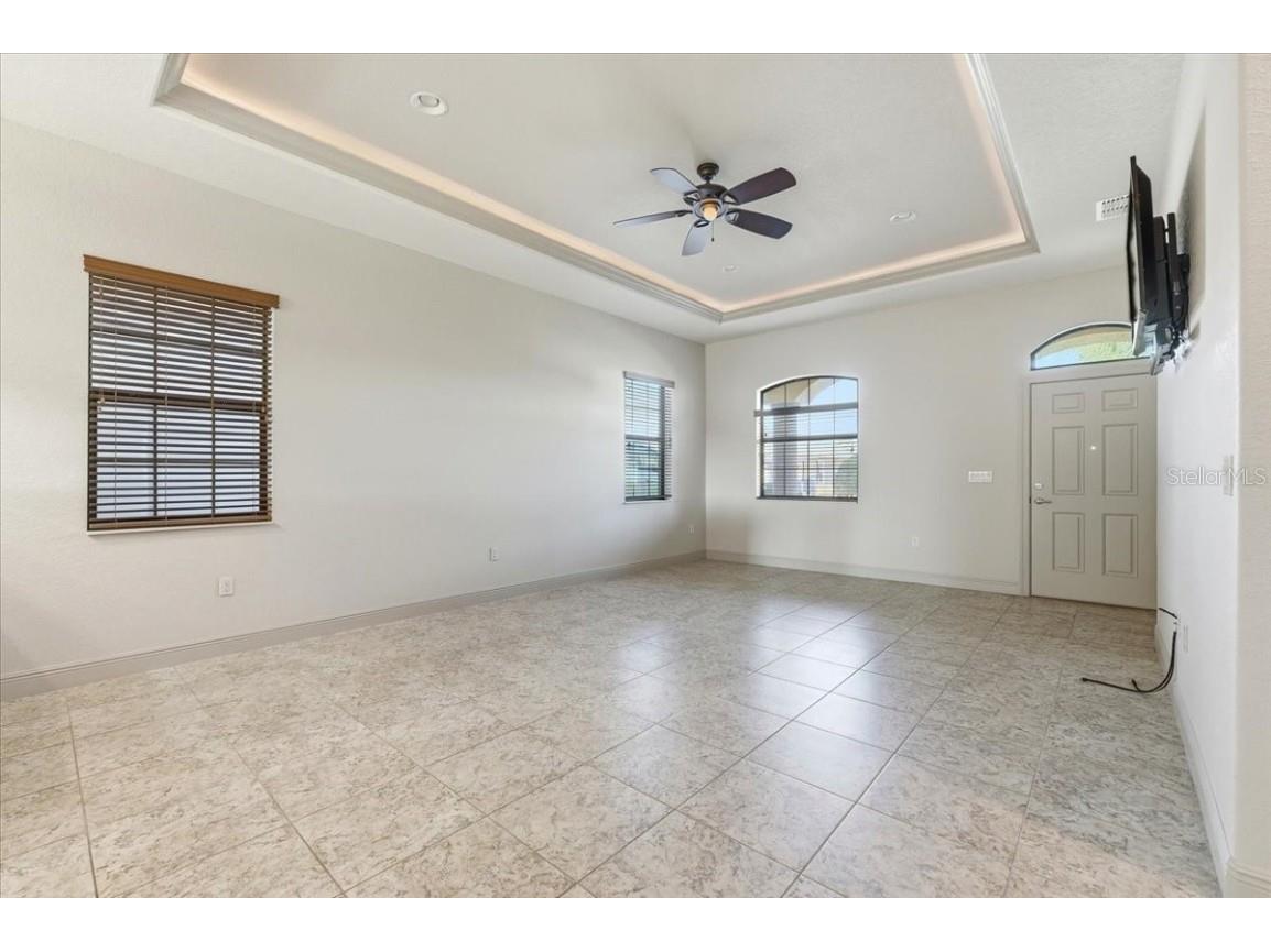 584 Meandering Way Polk City FL 33868 L4954218 image9