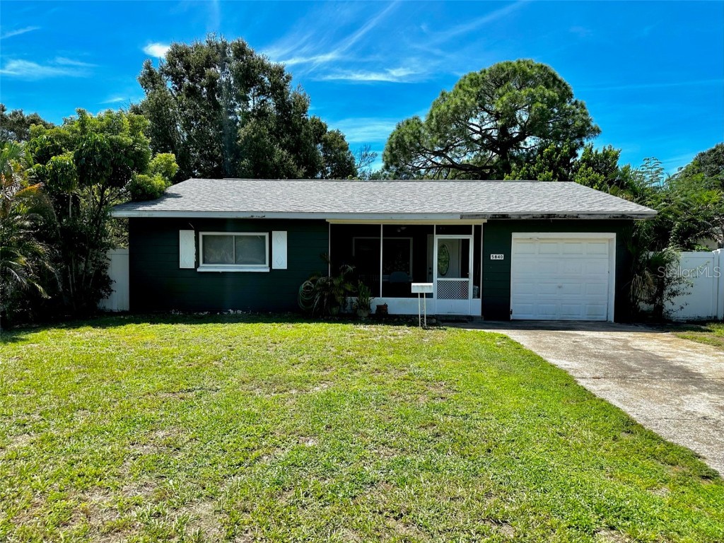 5840 Dartmouth Avenue N Saint Petersburg FL 33710 A4581685 image1