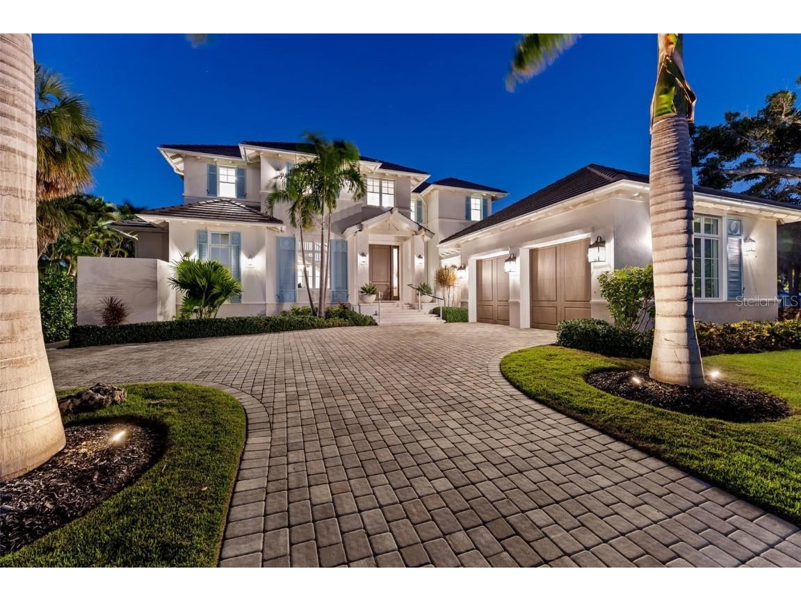 5840 Gulf Of Mexico Drive Longboat Key FL 34228 - HARRIS BAYOU CANAL A4670094 image1