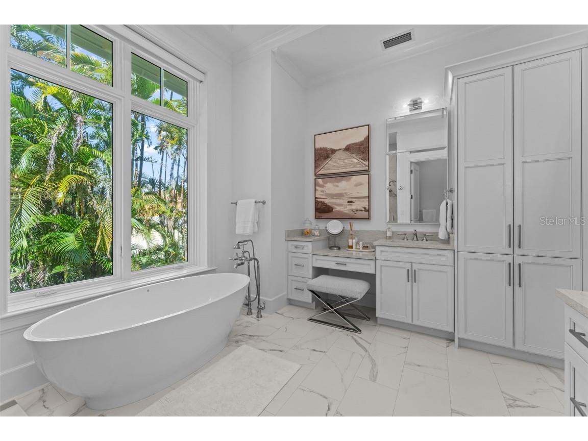 5840 Gulf Of Mexico Drive Longboat Key FL 34228 - HARRIS BAYOU CANAL A4670094 image24